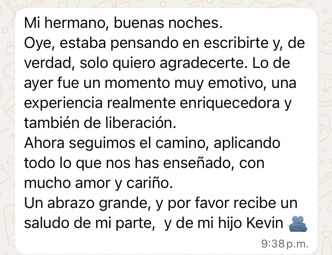 Mensaje de WhatsApp agradeciendo por una experiencia emotiva y de liberación